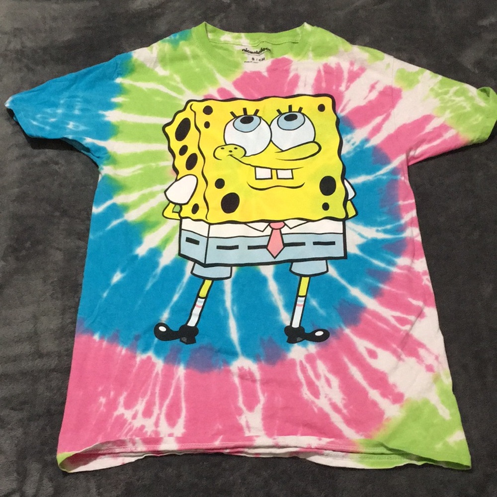 Tie-dye top with sponge bob
